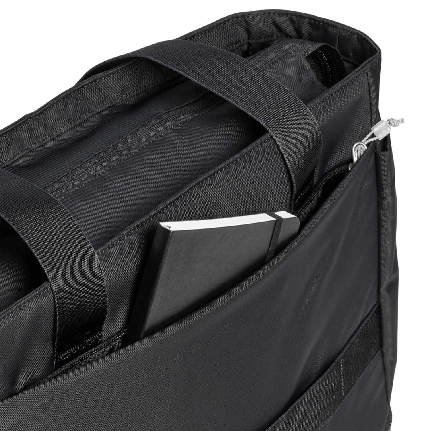 Vitalize⢠Macro Method Tote | 26.1L - Image 14